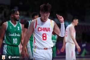 得分全队最高！赵睿上半场6中3得到11分1板1助 三分5中2