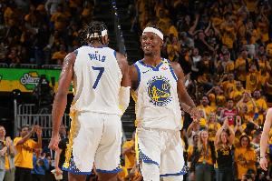 会玩！勇士将在季前赛VS快船赛前赠送巴特勒+希尔德摇头娃娃组合