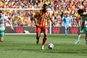 罗马诺：那不勒斯约2000万欧报价朗斯22岁中场迪乌夫