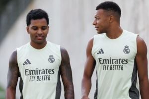 姆总转发！罗德里戈社媒晒与姆巴佩合照：兄弟