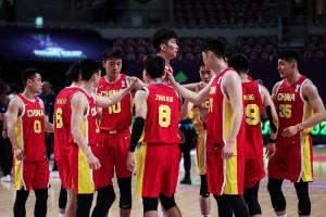 赞同吗？杨毅：28年奥运咱们男篮也没戏 以后只能靠更多孩子旅美