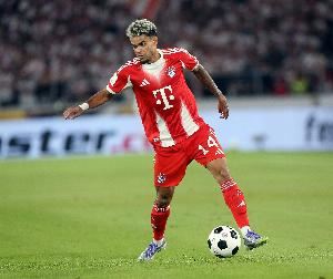 2射1传！路易斯-迪亚斯当选拜仁3-0法兰克福一役全场最佳