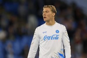 开季6场4球！罗马诺：那不勒斯满意霍伊伦表现，希望买断他