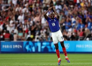 替补埃基蒂克登场，28岁马特塔终迎法国国家队首秀