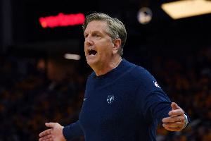 芬奇：季前赛侧重于回归基础 我们有信心把攻防状态调整回来